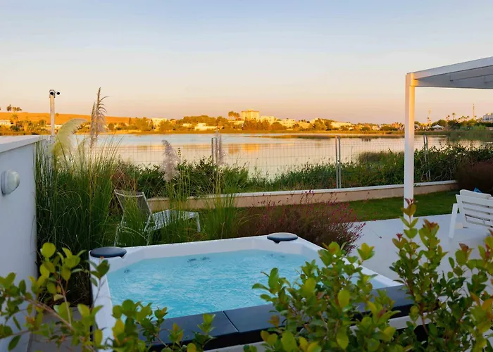 Albanna Luxury Βίλα